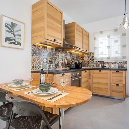 Euphoria Luxury Apartment Faliraki Bagian luar foto