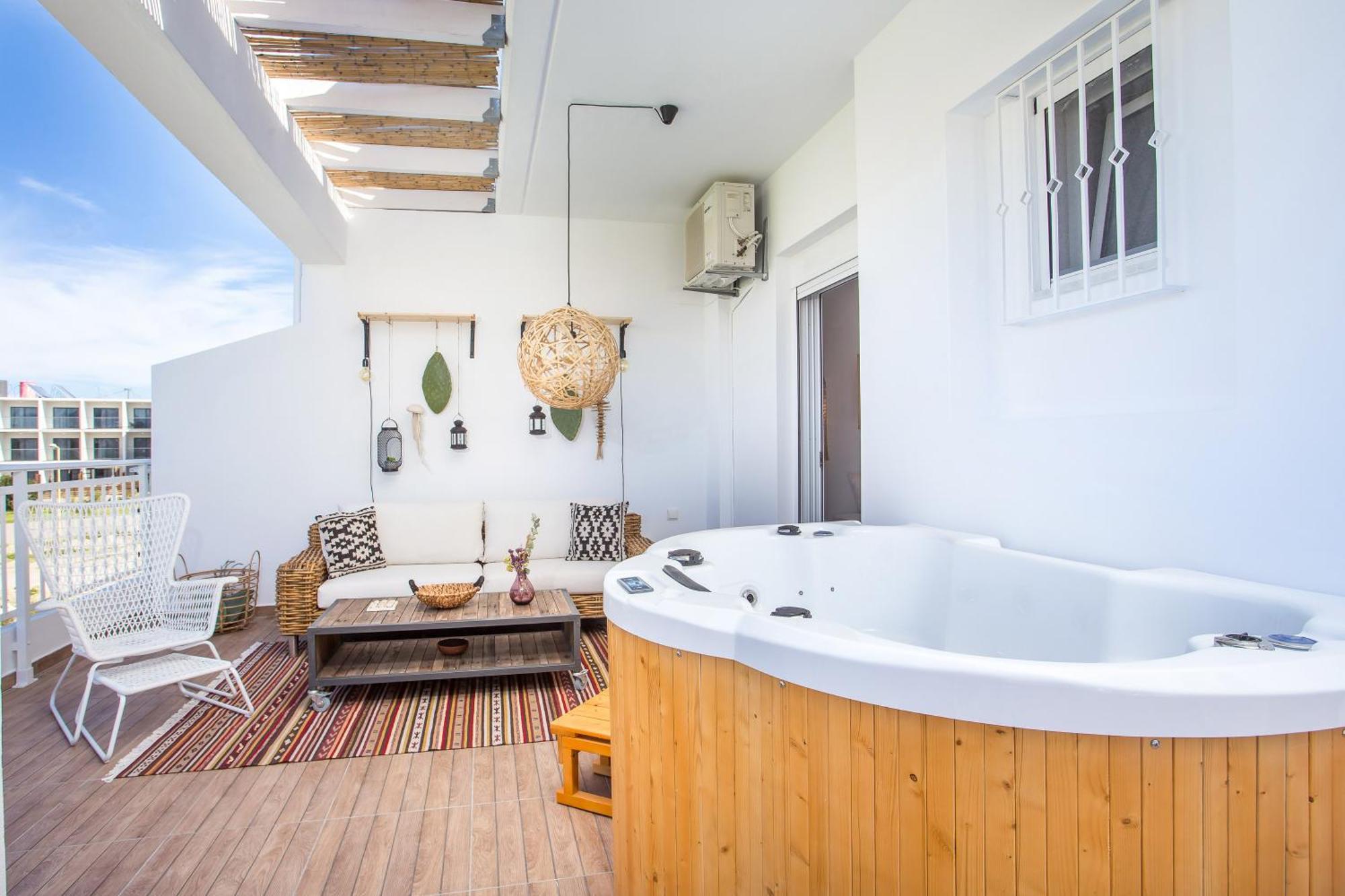Euphoria Luxury Apartment Faliraki Bagian luar foto