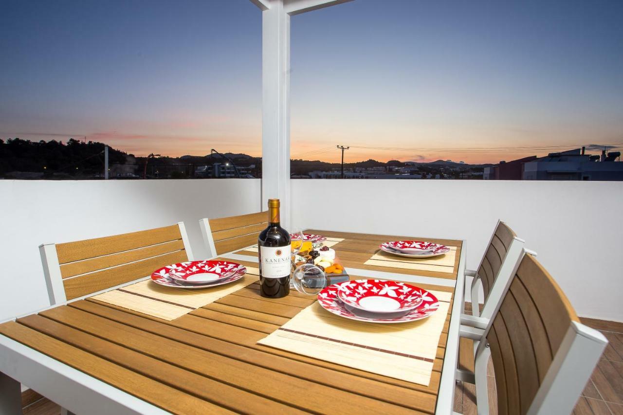 Euphoria Luxury Apartment Faliraki Bagian luar foto